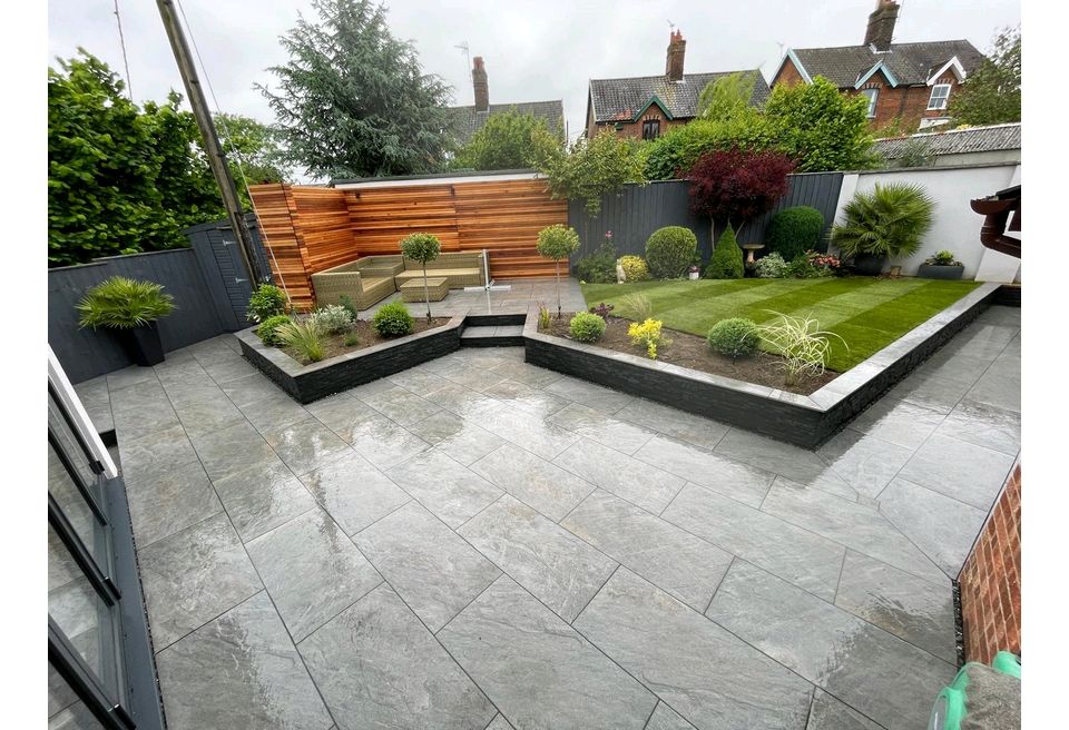 Stepped Rear Garden, Bungay - Stepped Rear Garden Design - New lawn and planting borders