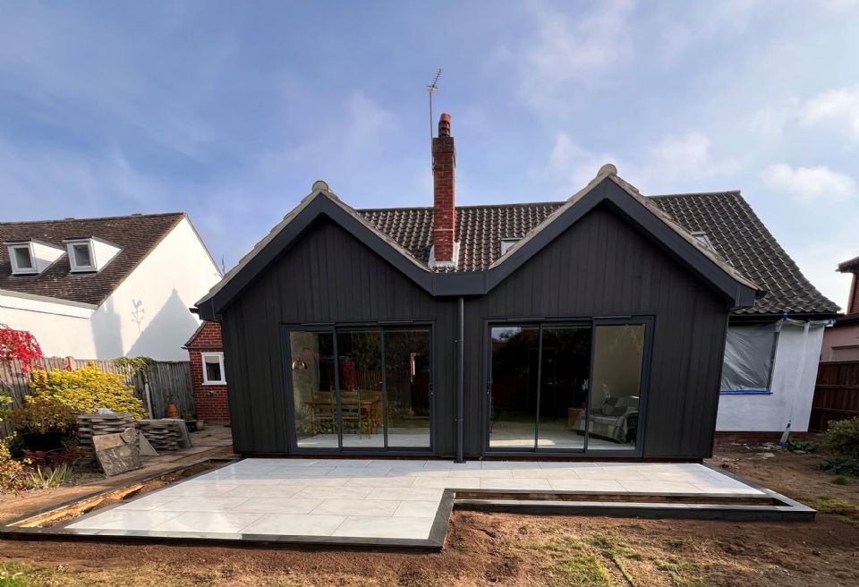 Contemporary black and white porcelain patio Norwich 